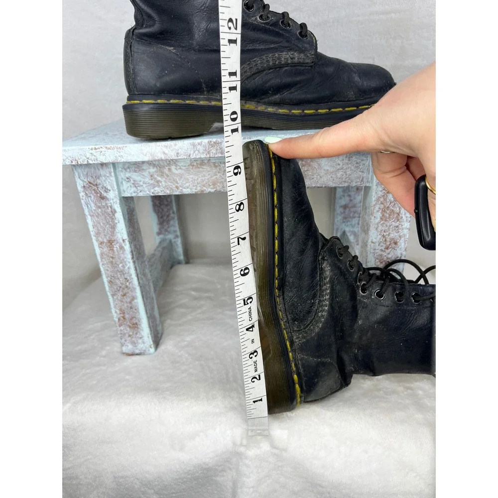 Dr Martens Leather Ankle Boots Black AirWair Bouncing‎ Soles Combat Boots